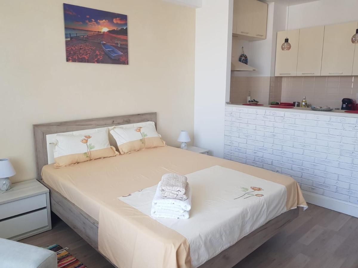Apartmán Estival Studio By Onix Blue Mamaia Nord Năvodari Exteriér fotografie