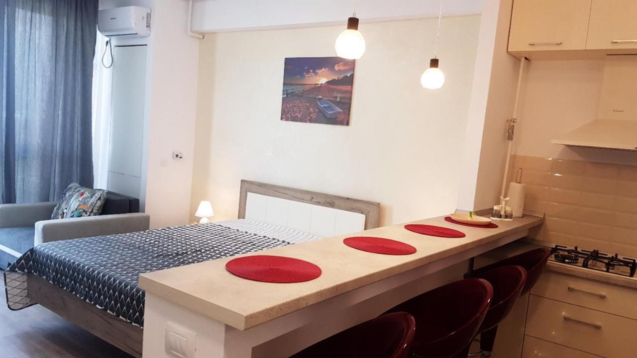 Apartmán Estival Studio By Onix Blue Mamaia Nord Năvodari Exteriér fotografie